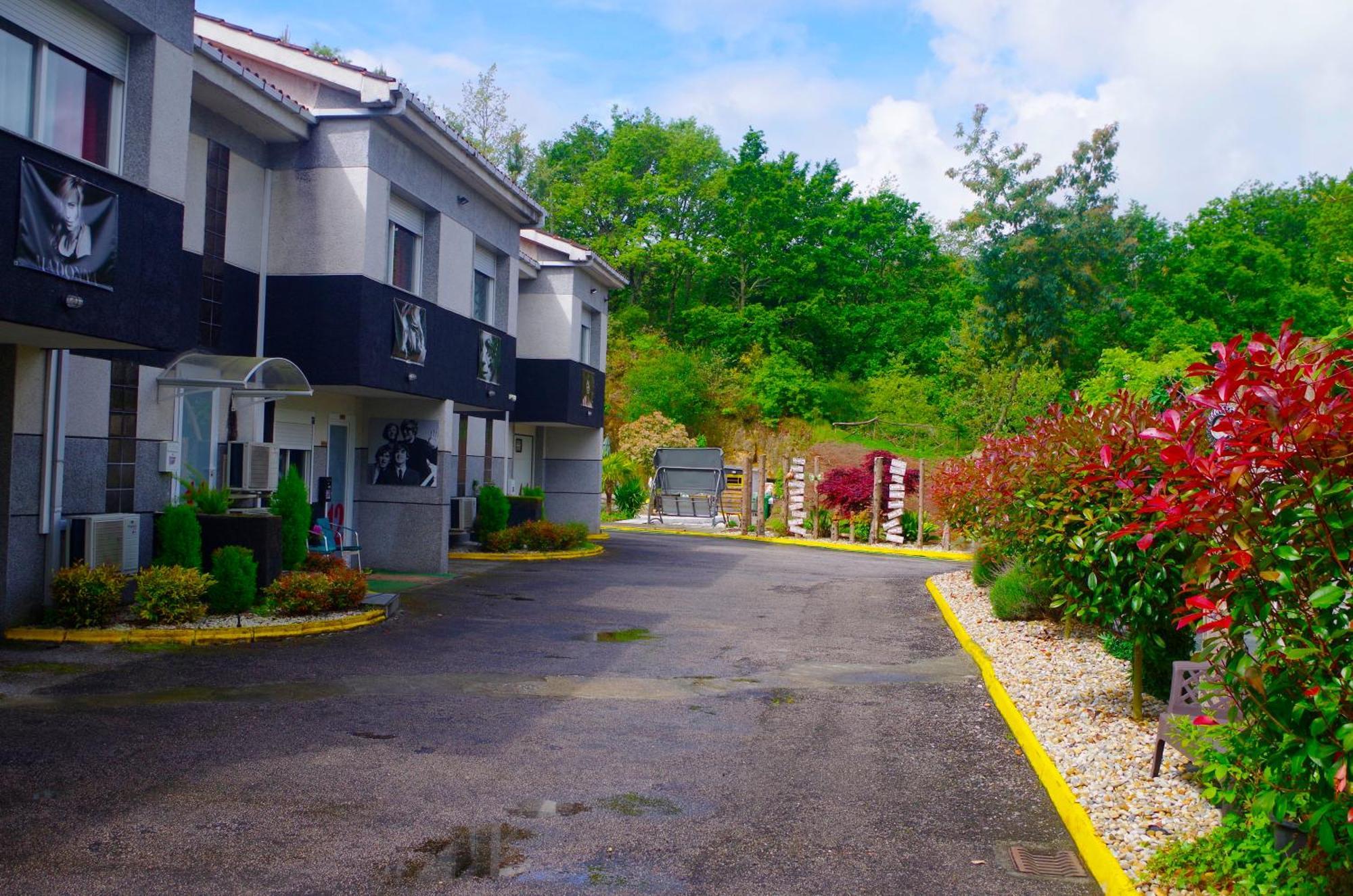 Hotel Apartamentos Rock Star Taboadela Kültér fotó